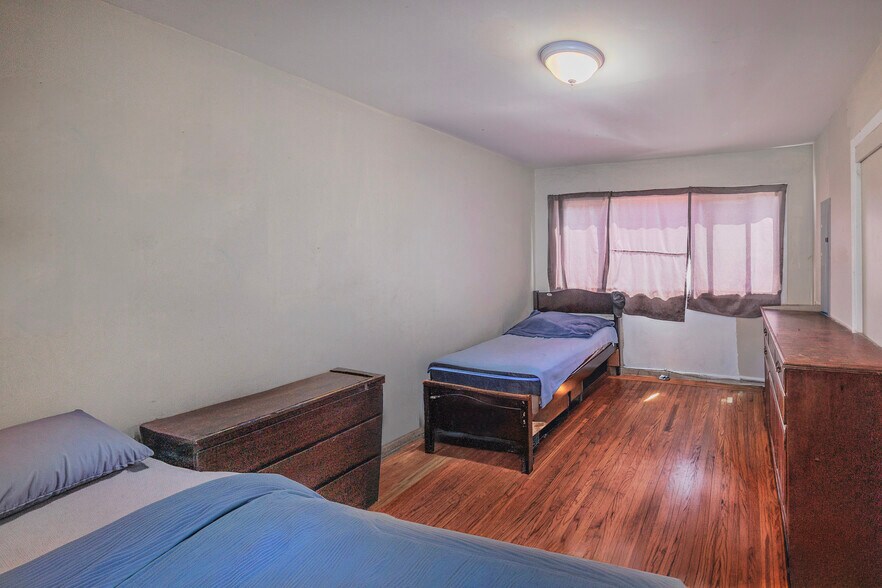 More Photos Of 725-731 Hillside blvd, Daly City Apartments For Sale