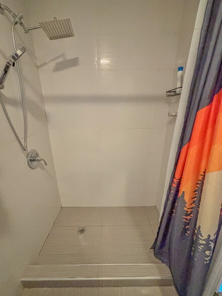More Photos Of 81 Ten Broeck St, Albany Multifamily For Sale