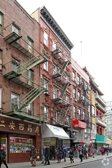 More Photos Of 79 Mott St, New York Apartments For Sale