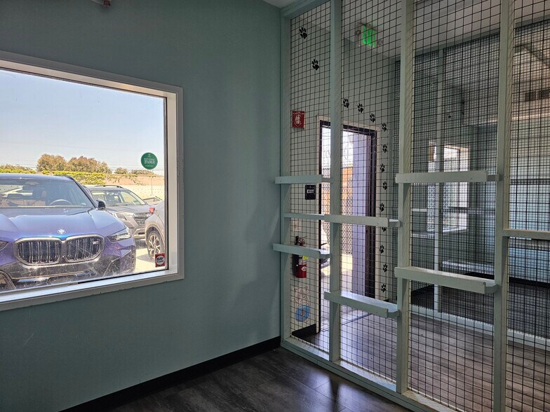 More Photos Of 3106 Rolison Rd, Redwood City Freestanding For Sale