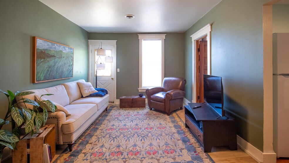 More Photos Of 312 Center St E, Hammond Freestanding For Sale
