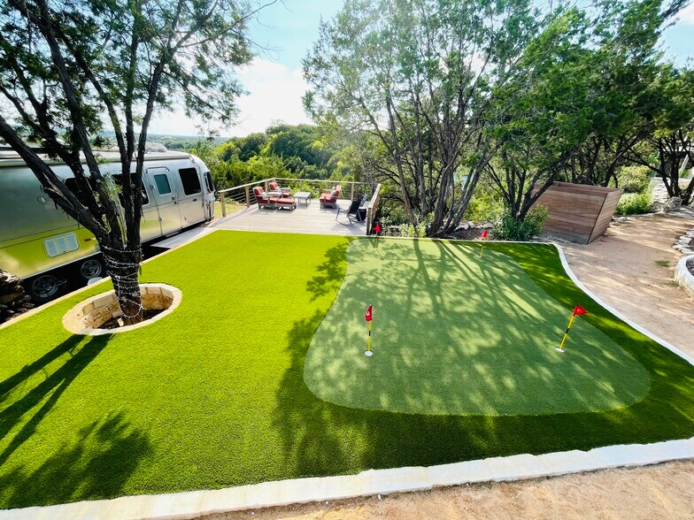 More Photos Of 610 Crystal Creek Dr, Austin Specialty For Sale