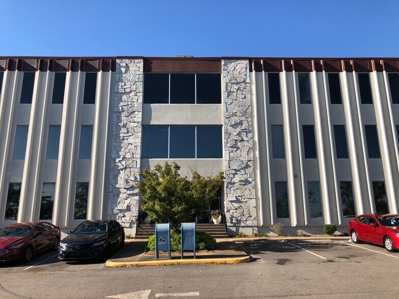 More Photos Of 85 bagby Dr, Birmingham Office For Lease