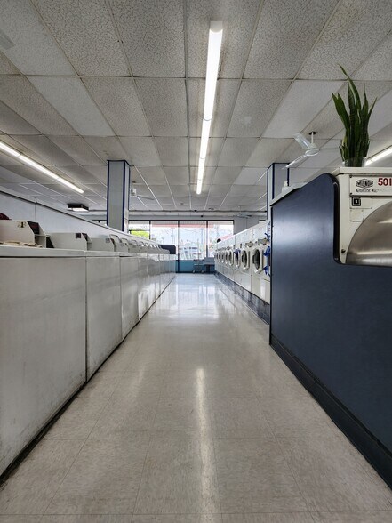 More Photos Of 3251-3255 Beverly Blvd, Los Angeles Freestanding For Sale