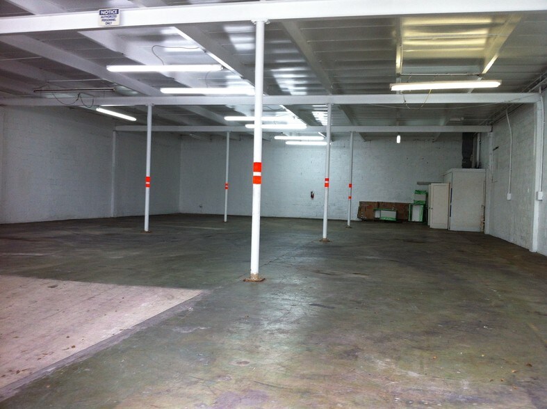 More Photos Of 301-395 NE 59th St, Miami Coworking Space