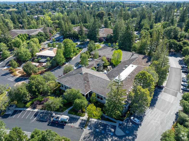 More Photos Of 3000 Sand Hill Rd, Menlo Park Office For Lease