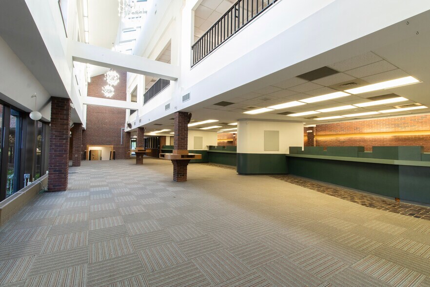 More Photos Of 45 S Main St, Branford Bank For Sale