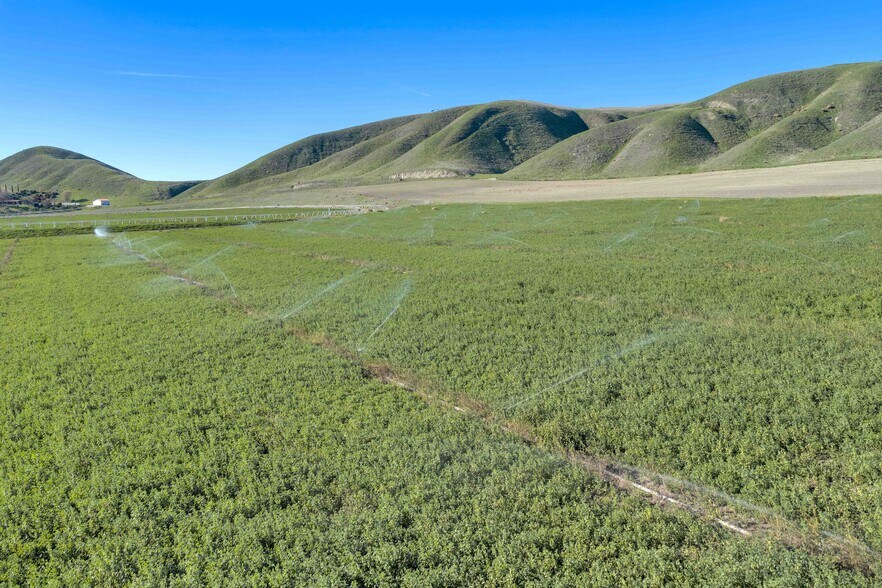 More Photos Of 1990 46, Shandon Land For Sale