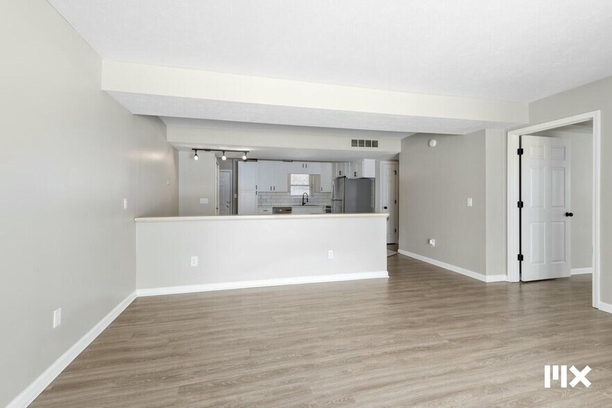 More Photos Of 2535 7th St, Shelbyville Apartments For Sale