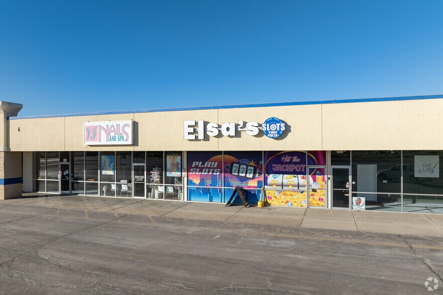 More Photos Of 1200-1230 Woodlawn Rd, Lincoln General Retail For Sale