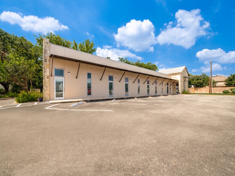 More Photos Of 109 Enterprise Pky, Boerne Office For Sale