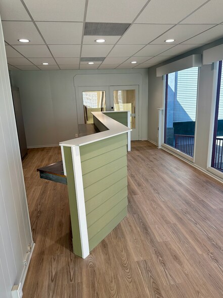 More Photos Of 11420 N Woodside Ave, Santee Warehouse For Lease