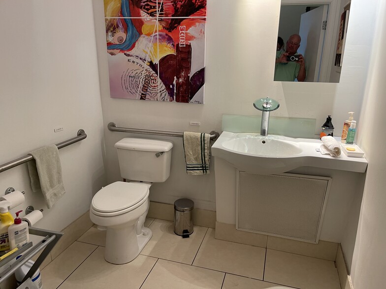 More Photos Of 2801 SW 3rd Ave, Fort Lauderdale Warehouse For Sale