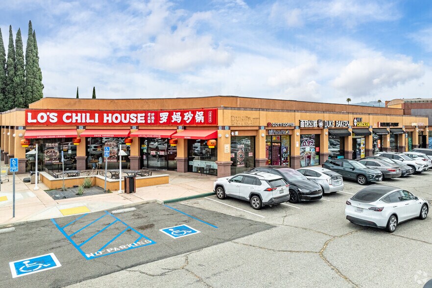 More Photos Of 1370 Fullerton Rd, Rowland Heights Restaurant For Lease