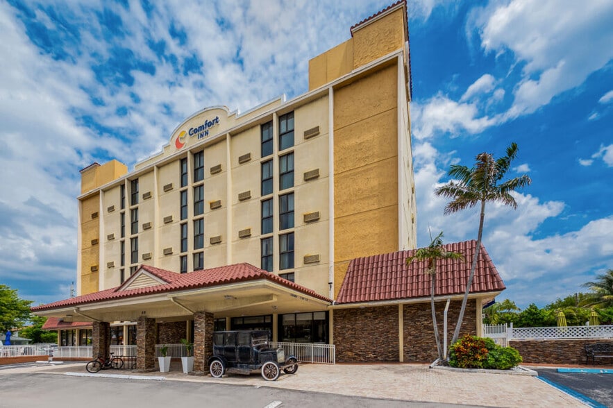 Primary Photo Of 50 S Ocean Dr A1A, Deerfield Beach Hotel For Sale