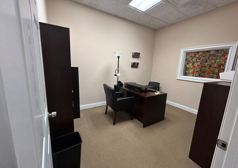 More Photos Of 3030 McEver Rd, Gainesville Medical For Sale