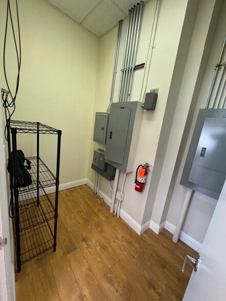 More Photos Of 6100 Plumas St, Reno Office For Sale