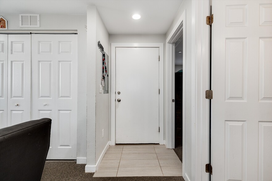 More Photos Of 3530 W Lehigh Ave, Denver Apartments For Sale