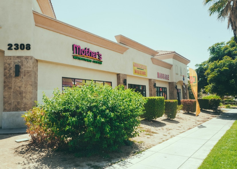More Photos Of 2308 University Ave, Riverside Freestanding For Lease