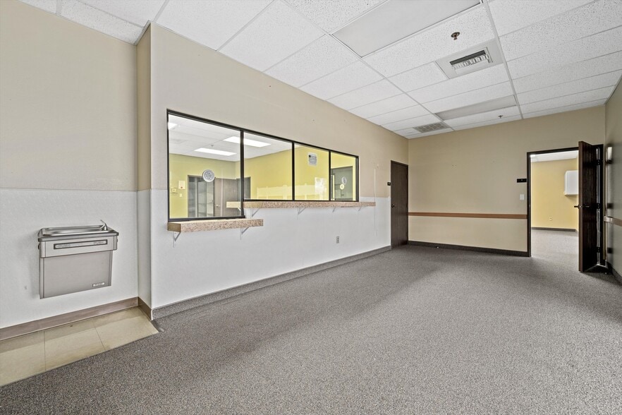 More Photos Of 68615 Perez Rd, Cathedral City Medical For Lease