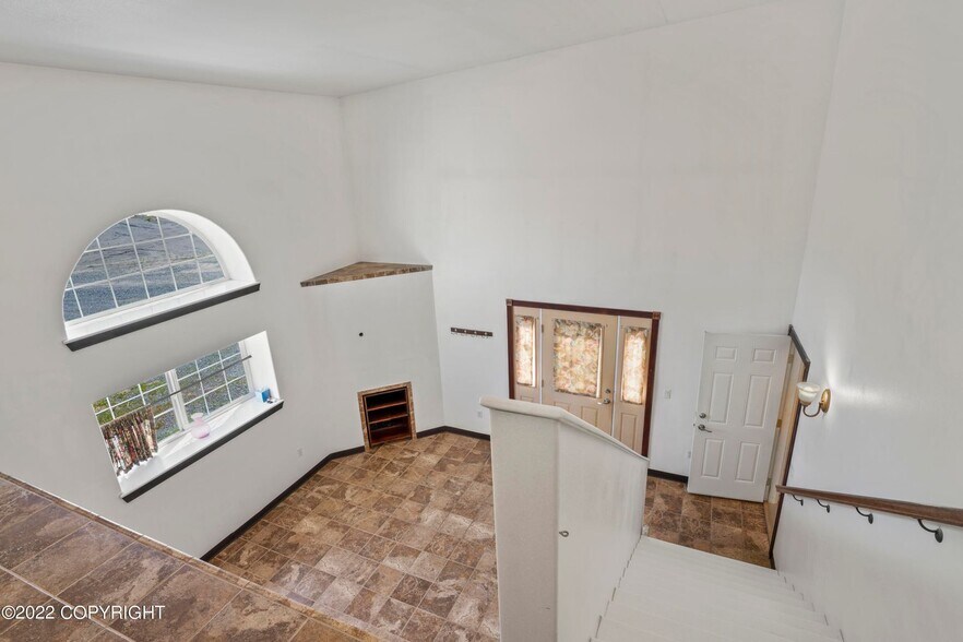 More Photos Of 36142 Pine St, Soldotna Light Manufacturing For Sale