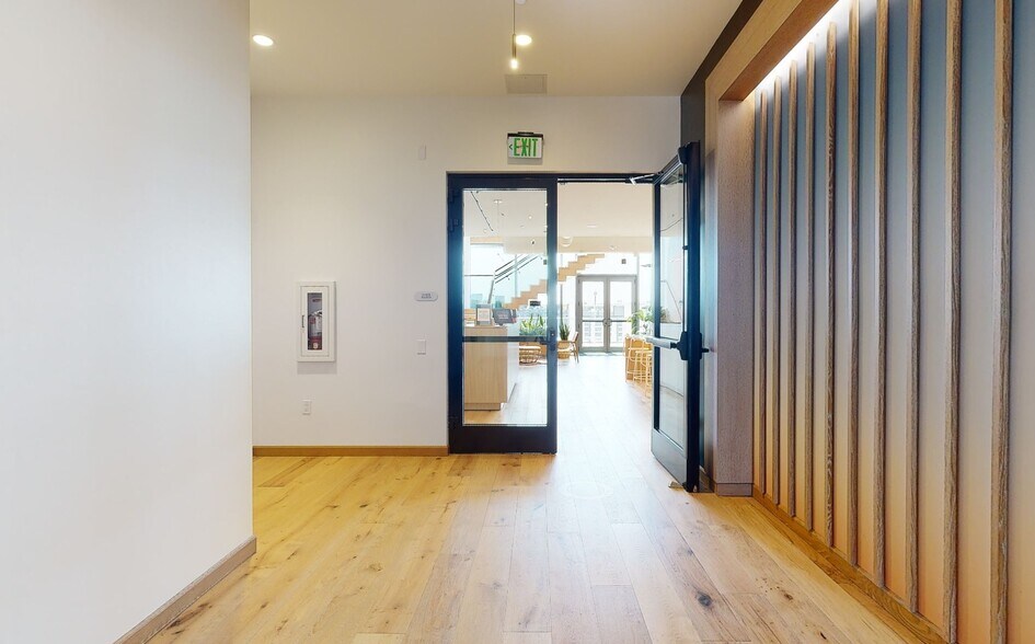Primary Photo Of 252 NW 29th St, Miami Coworking Space