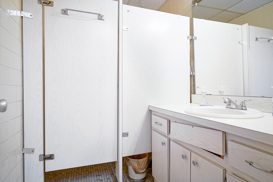 More Photos Of 7200 NW 1st Ave, Miami Distribution For Lease