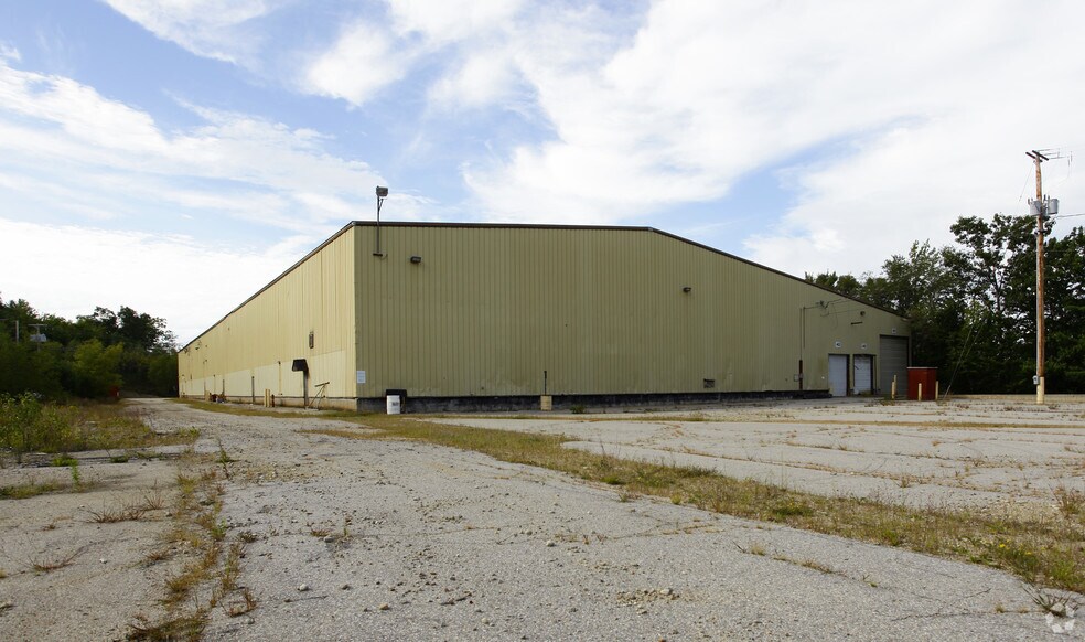 56 Davidson Dr Farmington Nh 03835 Industrial For Lease Cityfeet Com