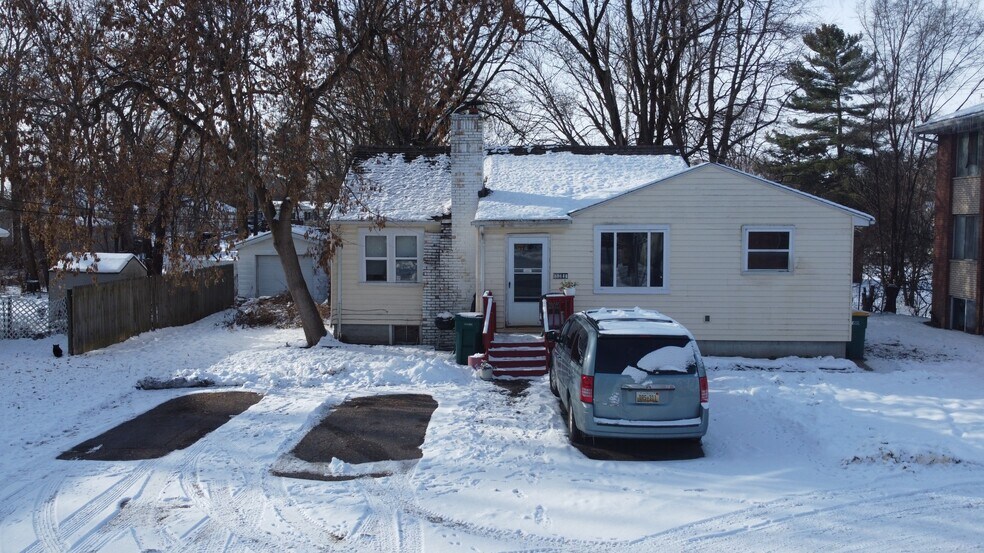 More Photos Of 647 Buena Vista St, Mount Morris Apartments For Sale