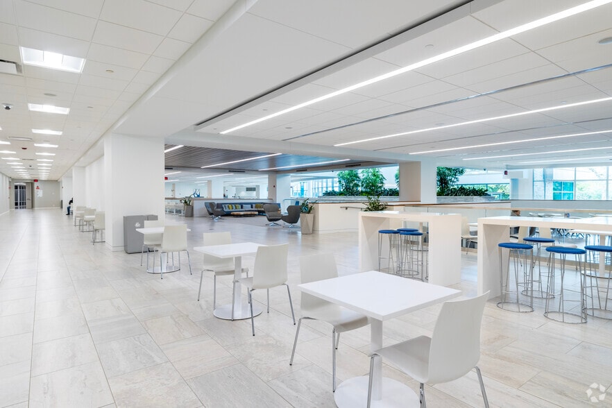 More Photos Of 1950 Innovation Way, Libertyville Office For Lease