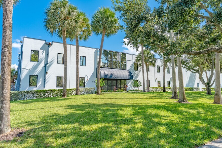 Primary Photo Of 5255 NW 159th St, Miami Lakes Distribution For Lease
