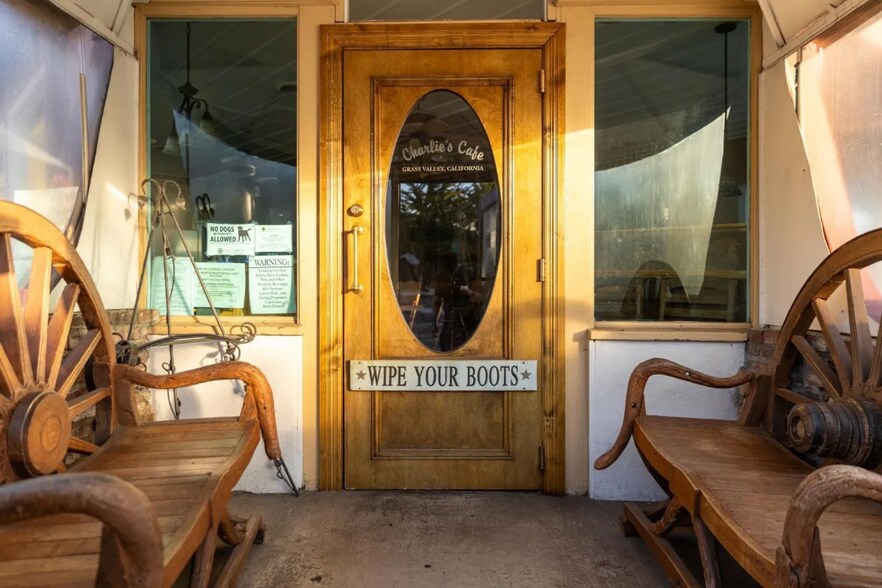 More Photos Of 145 S Auburn St, Grass Valley Restaurant For Sale