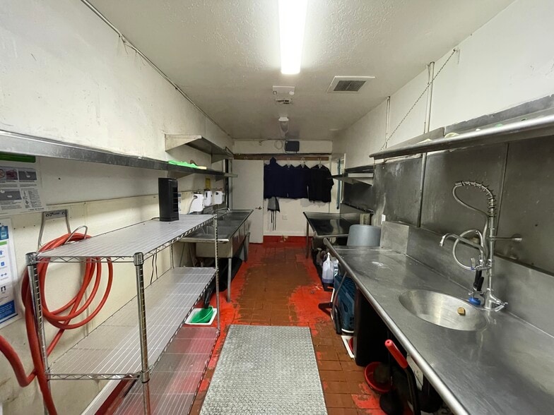 More Photos Of 5933-43 El Cajon Blvd, San Diego Storefront Retail Office For Sale