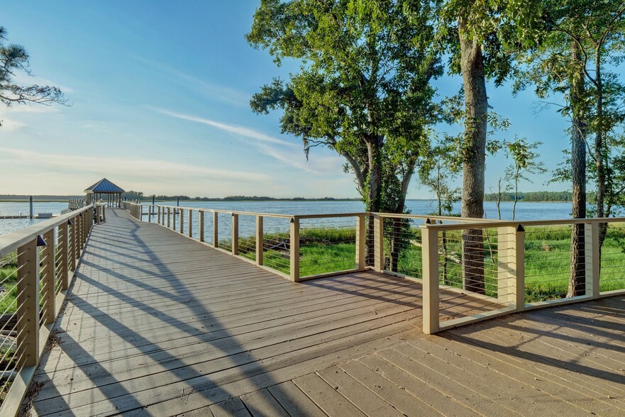 More Photos Of 162 Dugger Ln, Wilmington Apartments For Sale