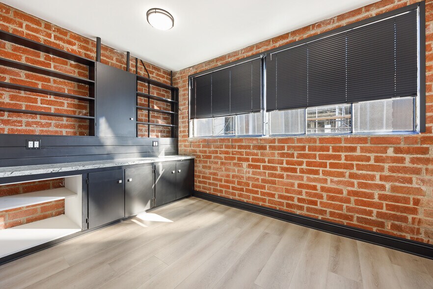 More Photos Of 3814 Willat Ave, Culver City Warehouse For Lease