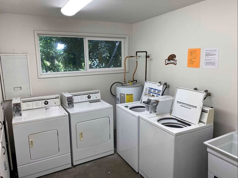 More Photos Of 804 NE 2nd St, Corvallis Apartments For Sale