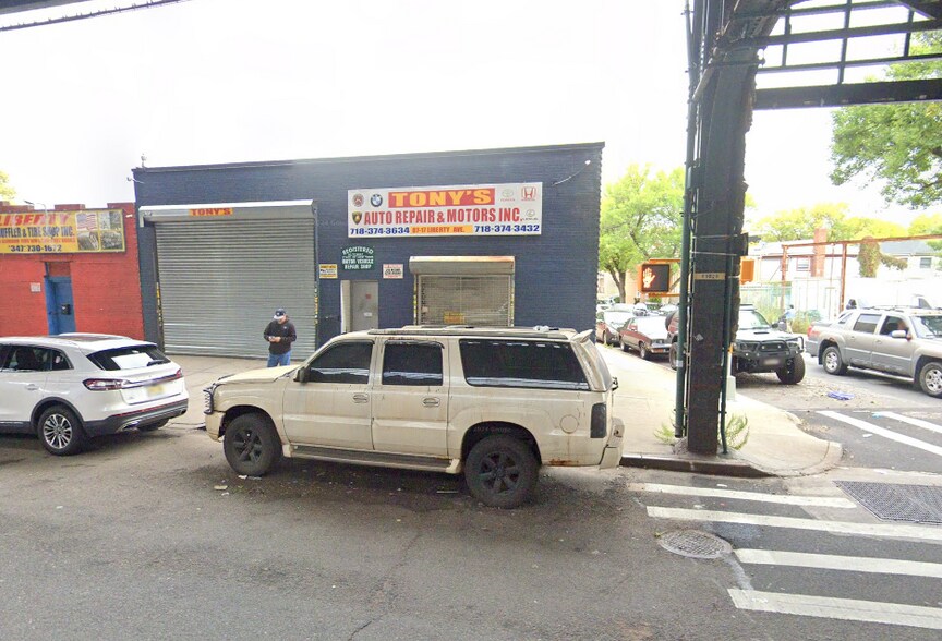 Primary Photo Of 8717 Liberty Ave, Ozone Park Warehouse For Lease