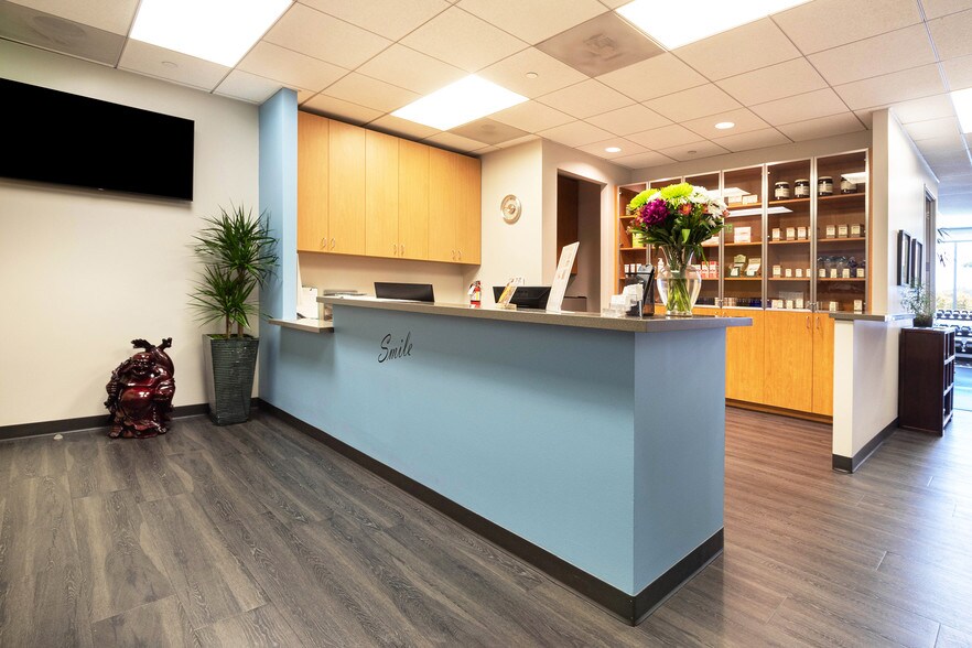 More Photos Of 14650 Aviation Blvd, Hawthorne Medical For Lease