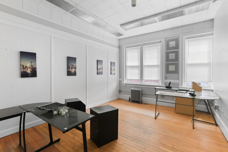 More Photos Of 31-33 Summer St, Pawtucket General Retail For Sale