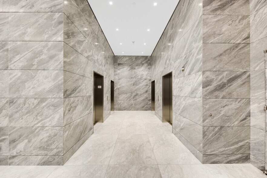 More Photos Of 645 Madison Ave, New York Office For Lease