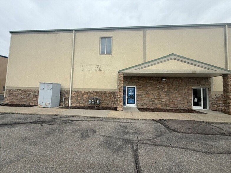 More Photos Of 2710 N Parkland Blvd, Ogden Warehouse For Lease