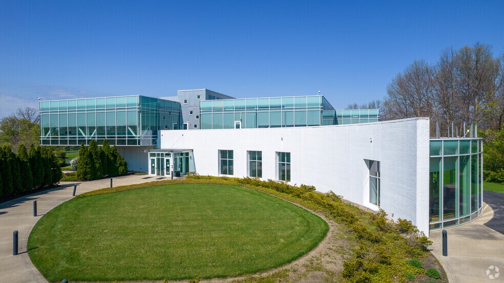 Primary Photo Of 8323 Walton Pky, New Albany Office For Lease