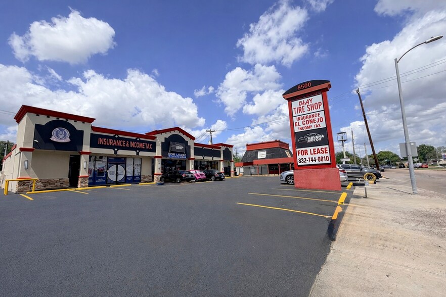 More Photos Of 8500 Hillcroft Ave, Houston Storefront Retail Office For Lease