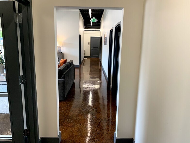 More Photos Of 1701 28th Ave S, Homewood Freestanding For Sale