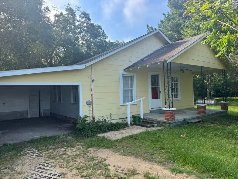 More Photos Of 11150 Highway 97, Century Land For Sale