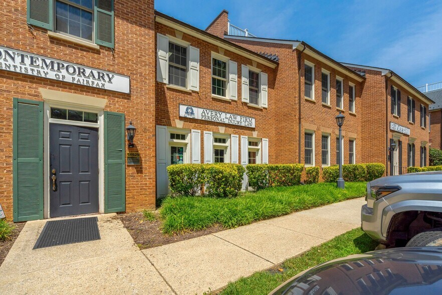 More Photos Of 10525 Braddock Rd, Fairfax Medical For Sale