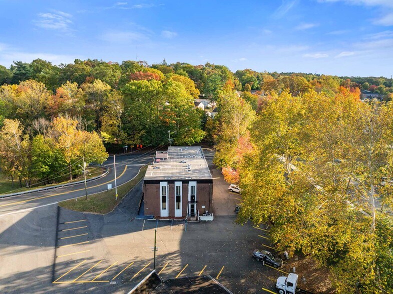 More Photos Of 201 Lower Notch Rd, Little Falls Medical For Lease