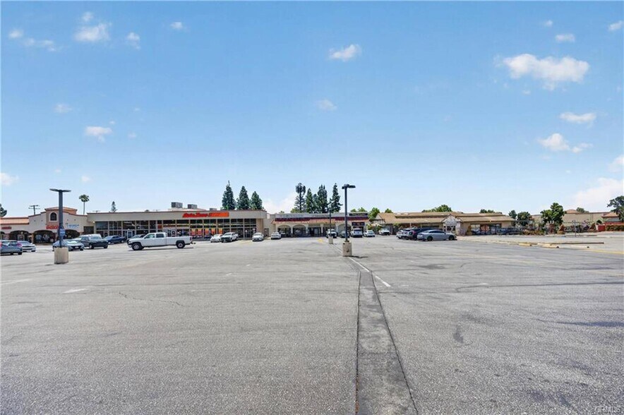 More Photos Of 9451 Foothill Blvd, Rancho Cucamonga Storefront For Sale