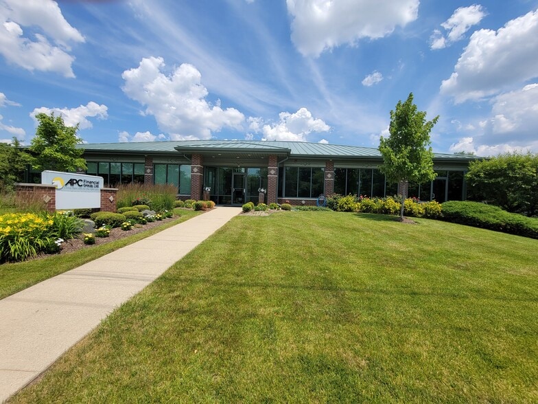 More Photos Of 1150 W Northwest Hwy, Mount Prospect Office For Sale