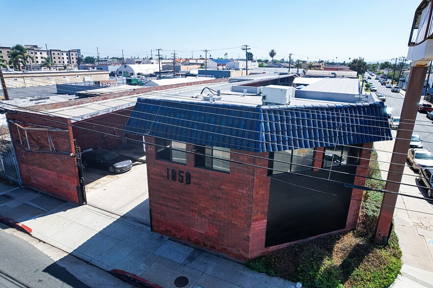 Primary Photo Of 1858 W Rosecrans Ave, Gardena Auto Repair For Sale